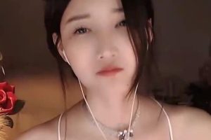 虎牙小太阳贼 老板我想骑马